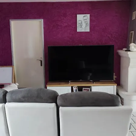 Chez L'habitant Avec Jacuzzi Ubytování v soukromí Hardinghen